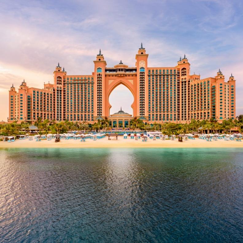 عروض إقامة حصرية وتجارب مميزة مصممة خصيصا للمقيمين من "أتلانتس ذا رويال" و"أتلانتس النخلة" دبي