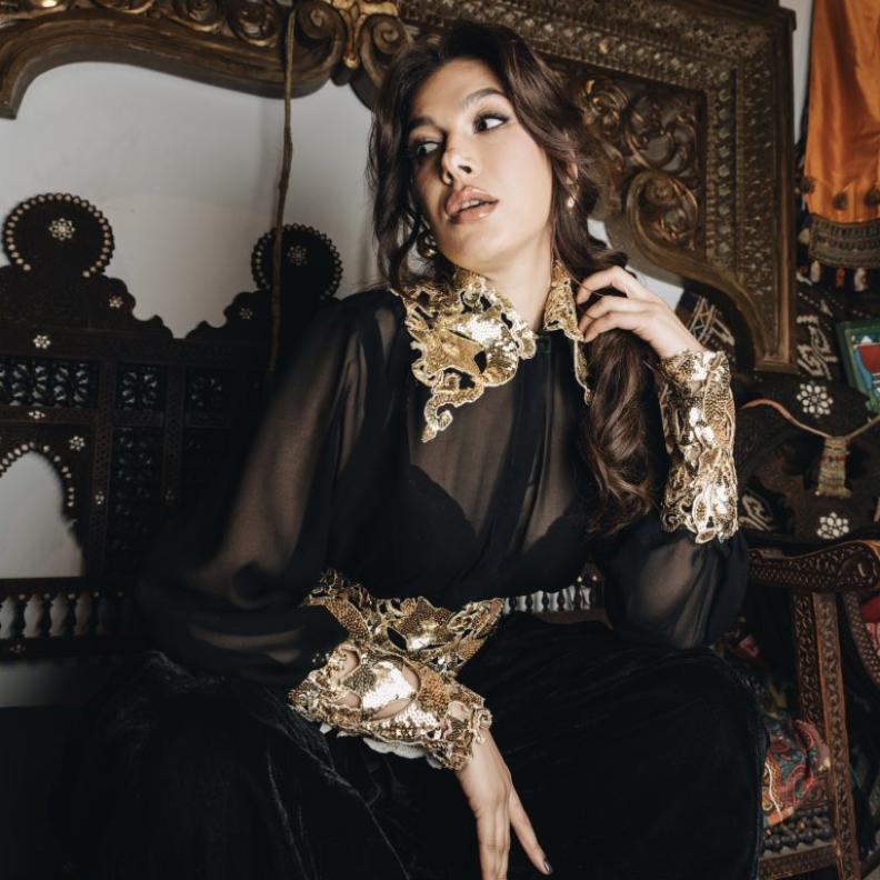 لترايون: عندما يتحوّل الإرث العسكري إلى أناقة أنثوية معاصرة