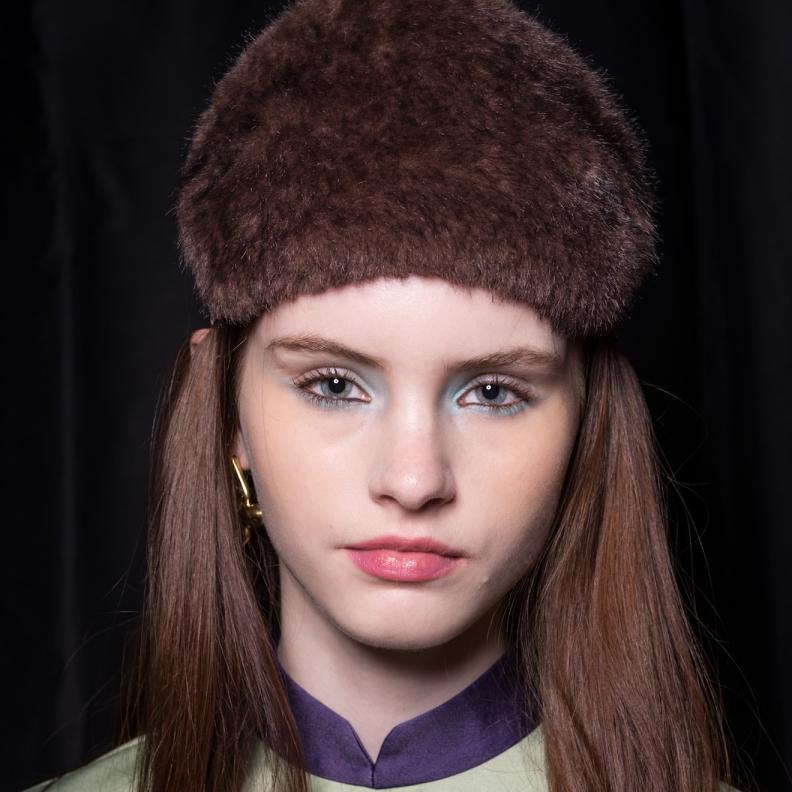 رسمات المكياج الملون تعزّز جمال عيونك في شتاء 2027