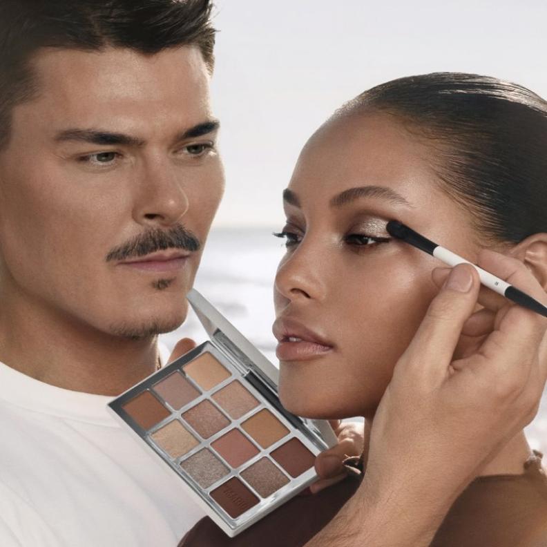 عودة باليت Ethereal Eyes الأصلية من ميك أب باي ماريو