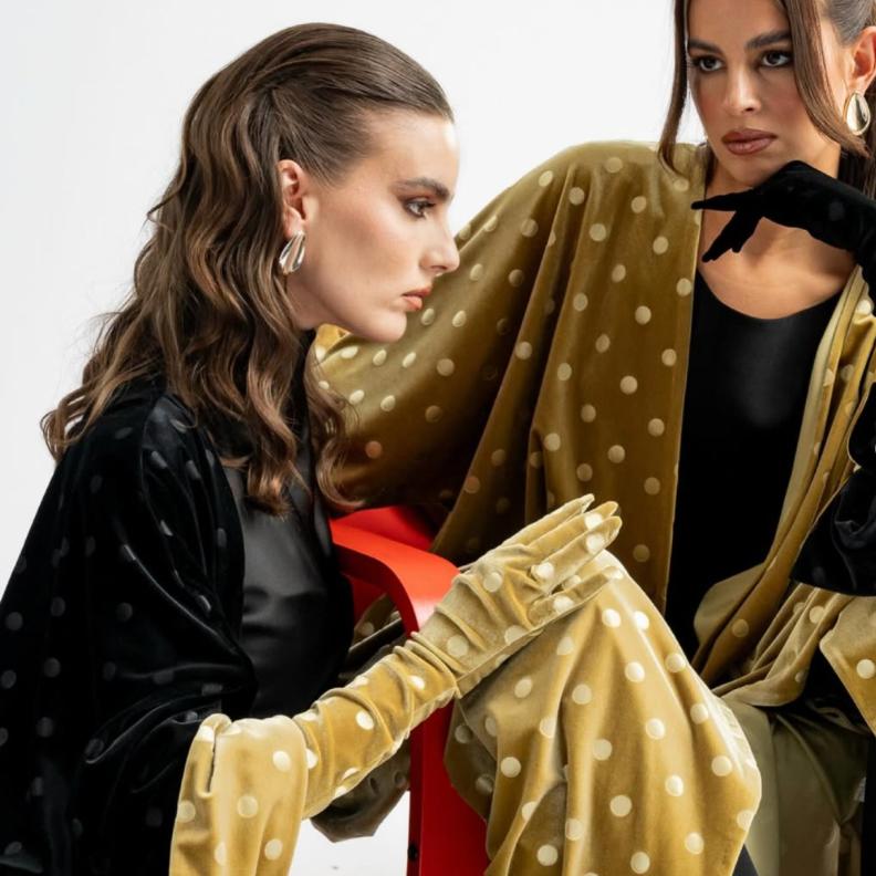 دليل "هي": قفطان العيد بين الماكسيمالية والفخامة