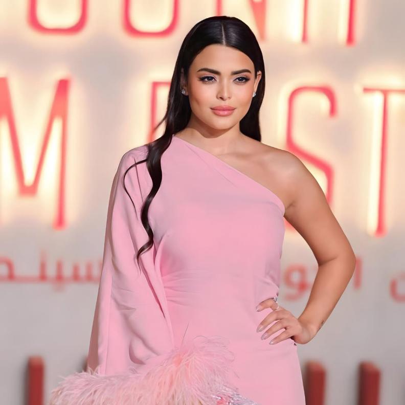 تفضل أسماء جلال الديتوكس للحفاظ على صحتها