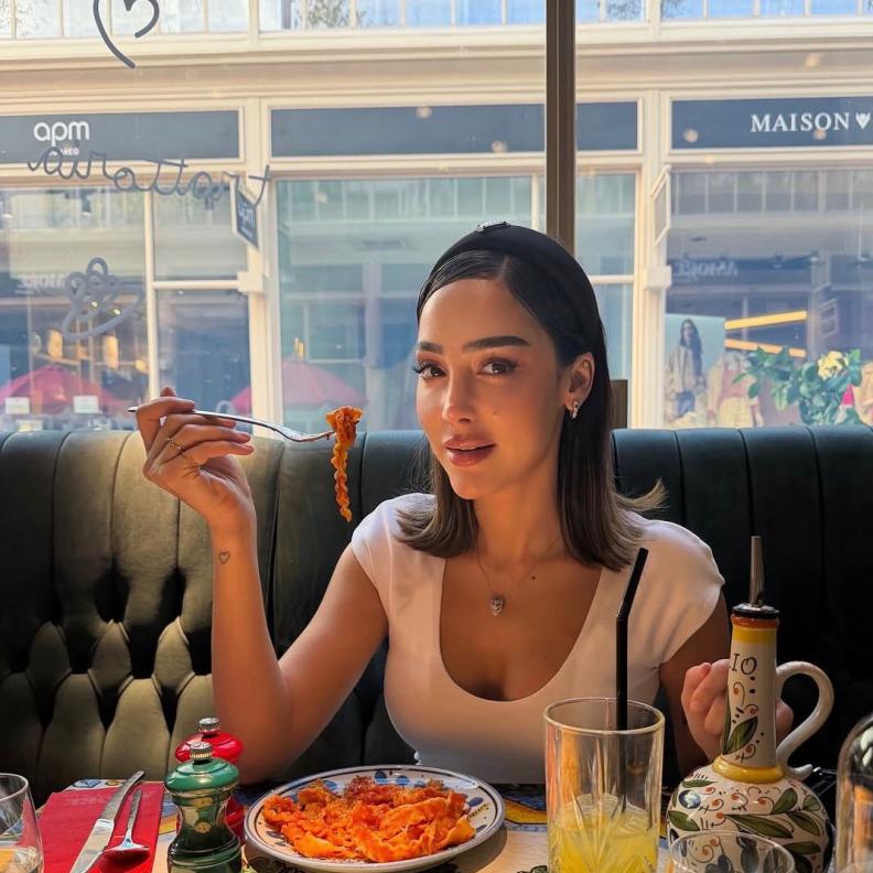 بسمة بوسيل في سويسرا 