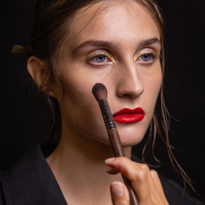 مكوناتكِ سر قوتكِ نصائح ذهبية لاختيار مستحضراتك التجميلية بوعي واستدامة