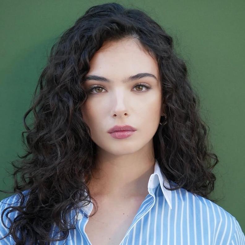  أفضل تقنيات تجديد البشرة لنتائج طبيعية ومثالية