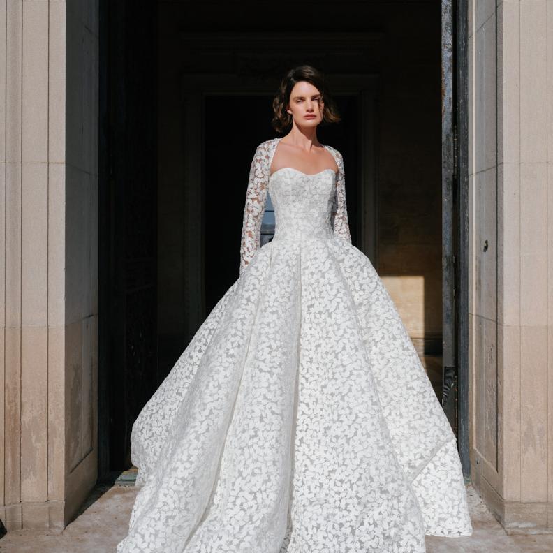 فستان زفاف ساريه نوري لربيع 2027