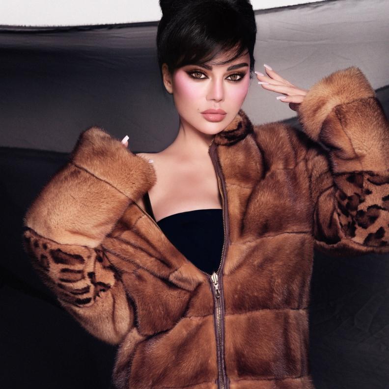 مجوهرات هيفاء وهبي المرصّعة بالأحجار الكريمة