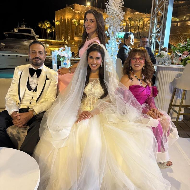 ياسمين صبري بفستان الزفاف في فيلم نصيب