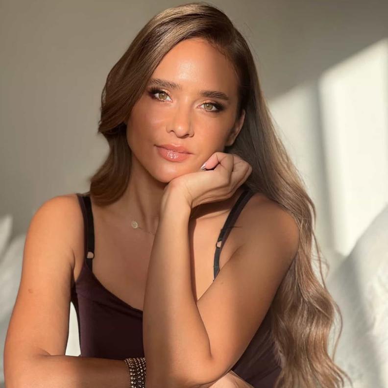 نيللي كريم صورة من انستغرامها