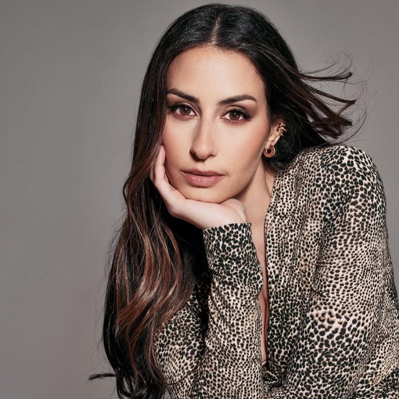 النجمة هبة طوجي صورة من انستغرامها