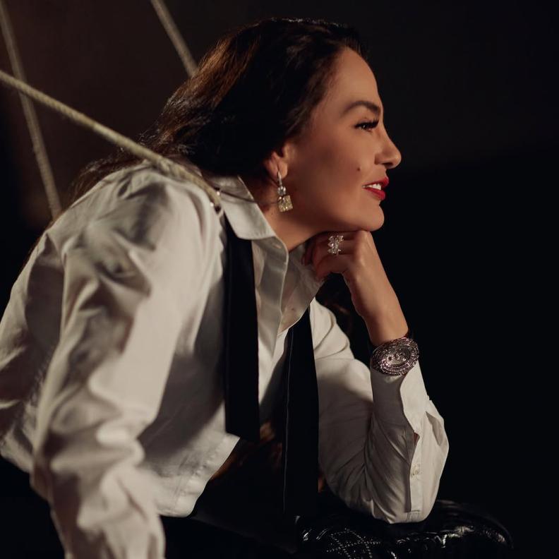 شيريهان وابنتها لولوة بين التشابه والاختلاف: هل تغيّر الجمال أم فقط أسلوبه؟