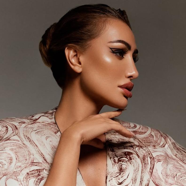 النجمة مايا دياب- صورة من انستغرامها