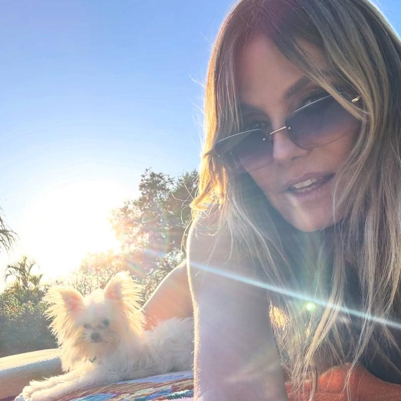 هايدي كلوم تستقبل الصيف مبكرا في قصرها المنيف