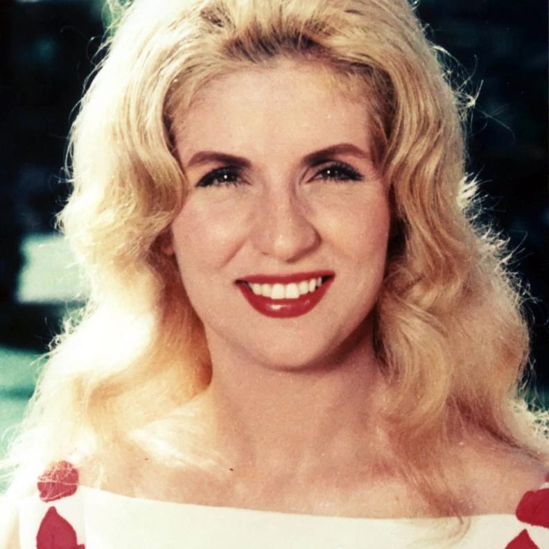 النجمة الراحلة صباح