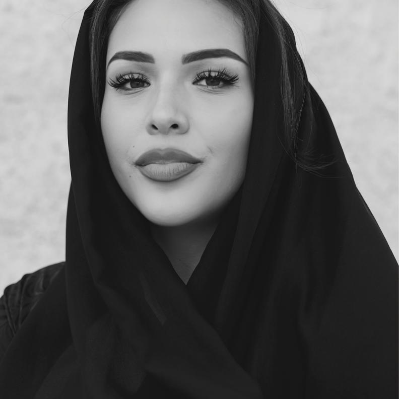 الباحثة والإعلامية السعودية صبا الخميس