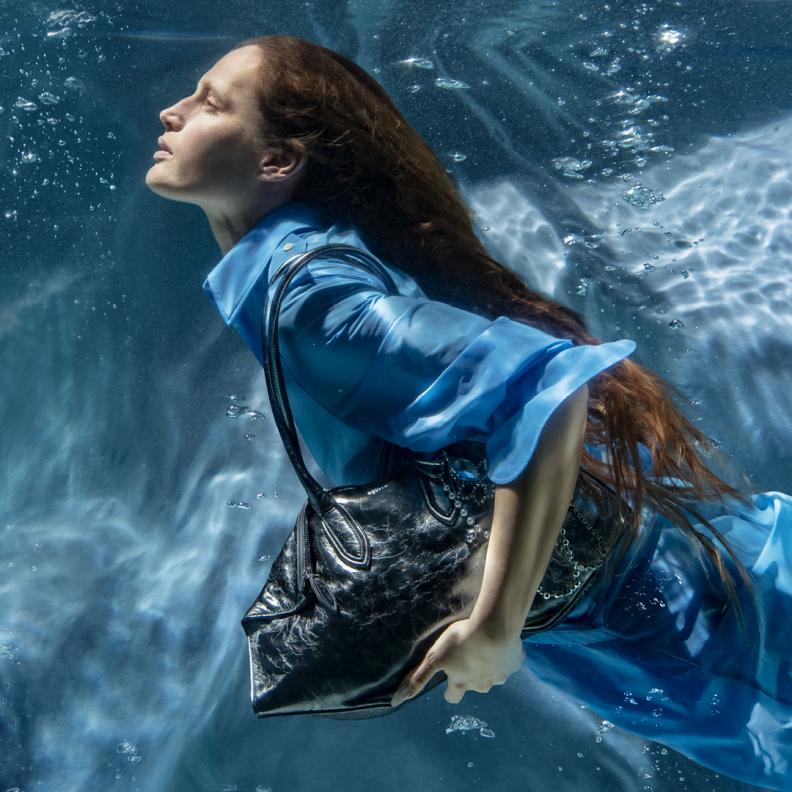 ماكوين تكشف عن ‏Manta‏