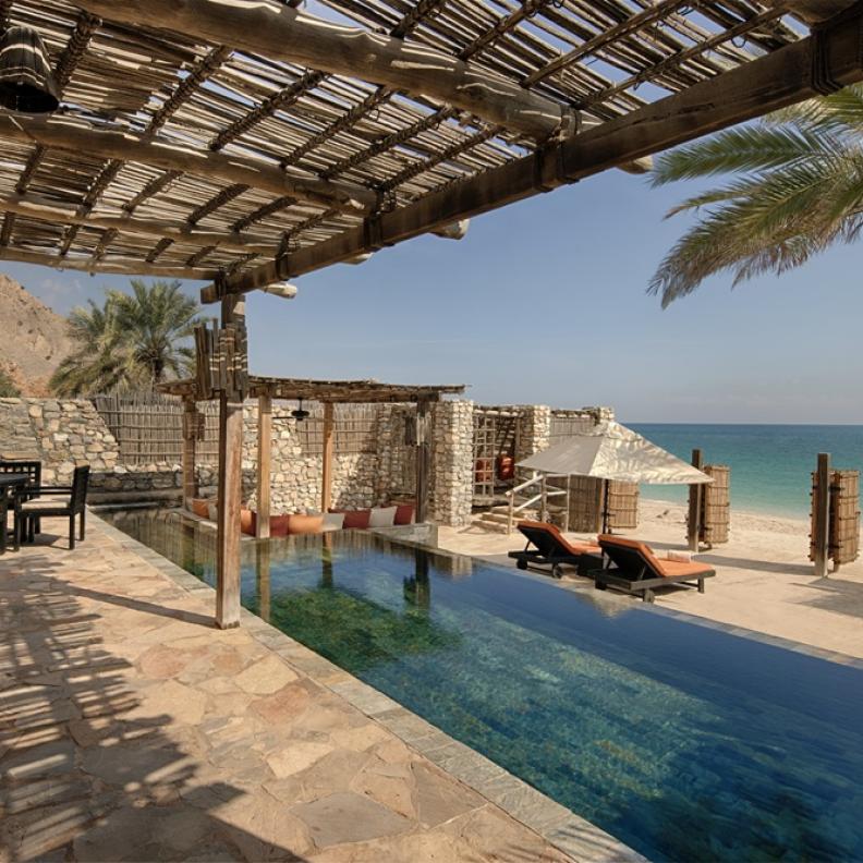 منتجع سيكس سينسيز زيغي باي