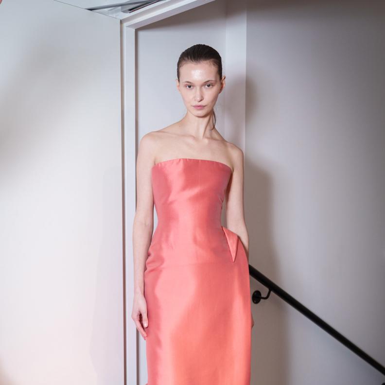 فساتين الكوراي ثورة في عالم الموضة هذا الربيع