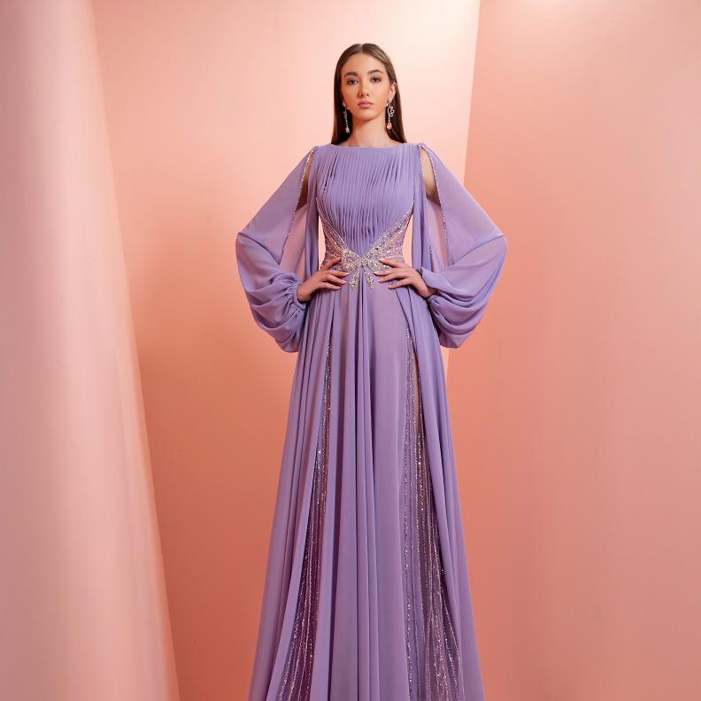 إستعدّي هذا الموسم للشياكة والتألق بموضة الفساتين البنفسجية