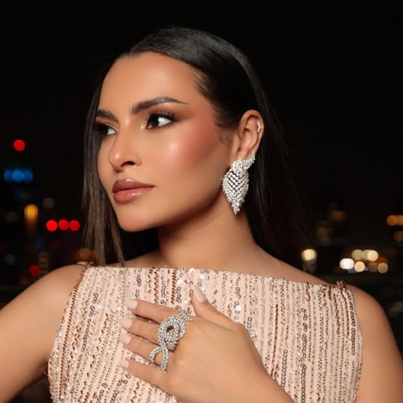 مكياج وتسريحات شعر للسهرات مستوحاة من إطلالات النجمات 2026