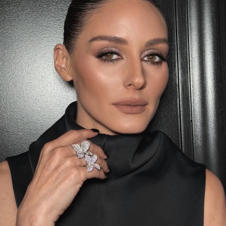  إتجاهات المكياج البرونزي البراق بأسلوب Olivia Palermo