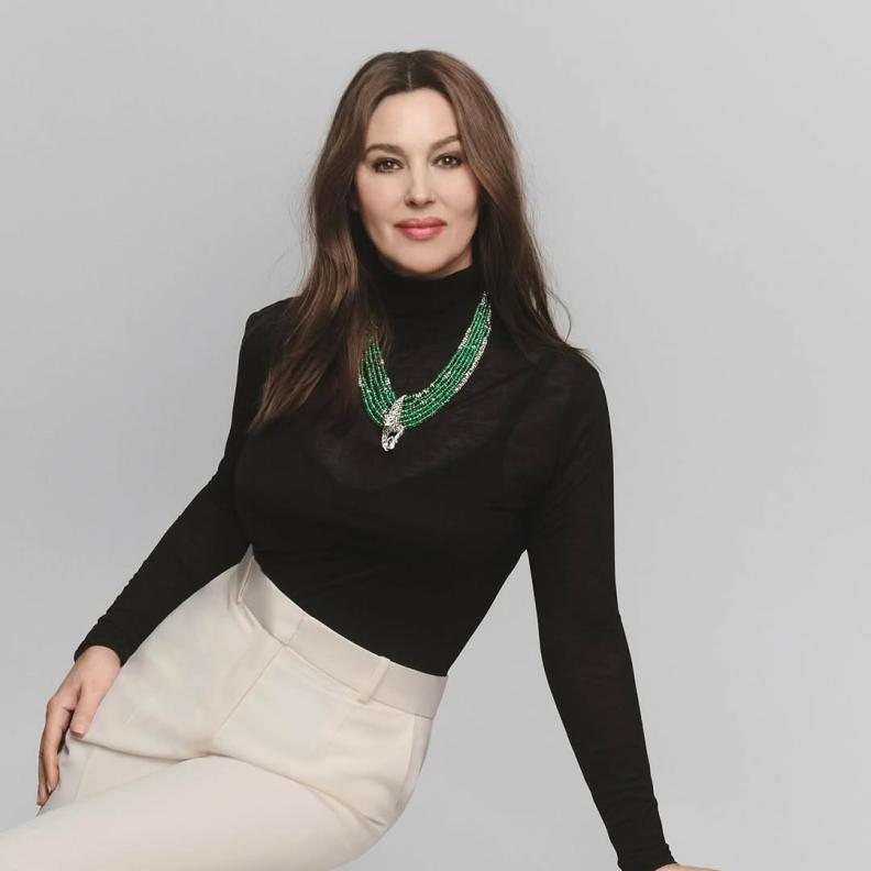 Monica Bellucci‏ بعقد أيقوني