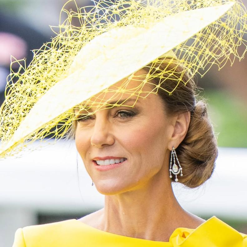 رسمات المكياج الداكن بأسلوب kate Middleton