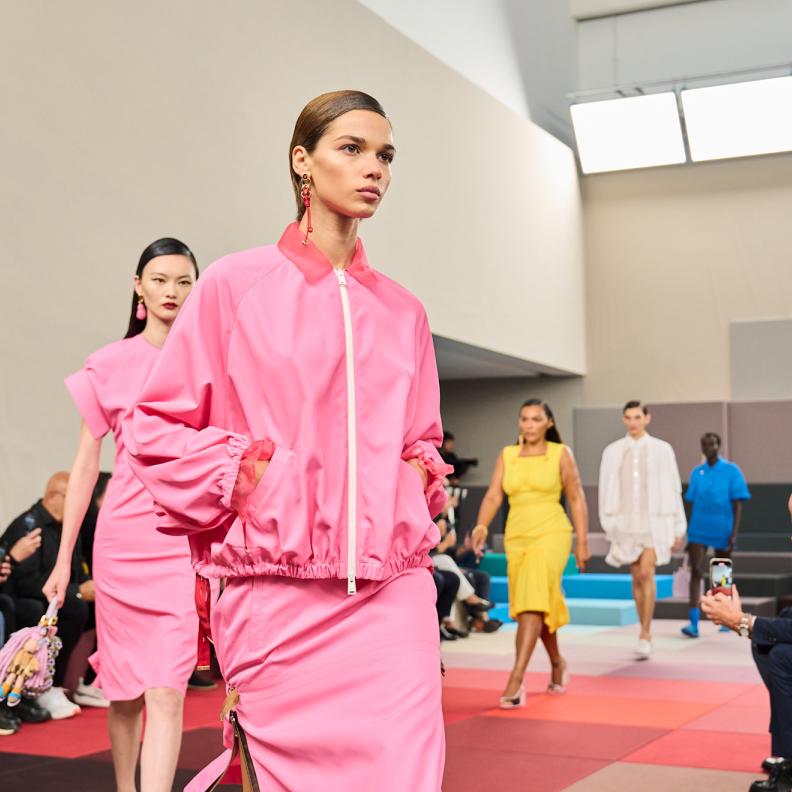 من الـ Athleisure إلى الـ Sportsmart: نهاية المقايضة بين الراحة والأناقة
