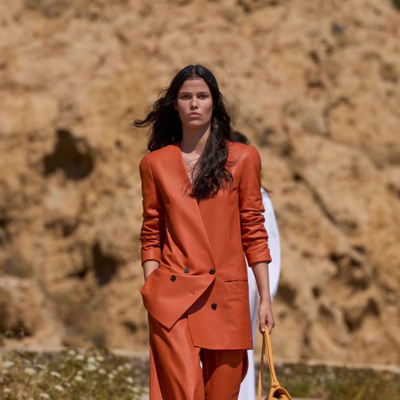 مجموعة ‏"جاكموس" ‏Jacquemus‏ ‏لصيف 2027‏