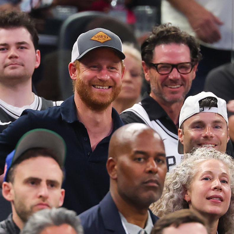 ظهور مفاجئ للأمير هاري في نهائي NBA من gettyimages