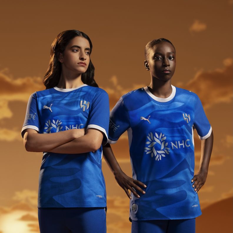 "بوما" و"الهلال" يكشفان عن الطقم الأساسي للموسم الرياضي 2026/2027