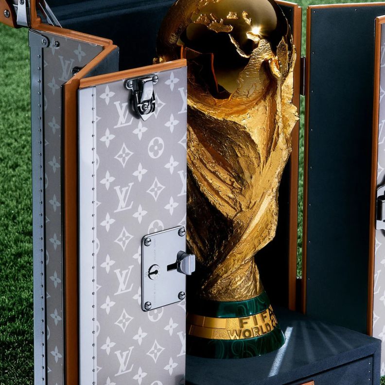 لويس فيتون تكشف عن صندوق كأس العالم 2026
