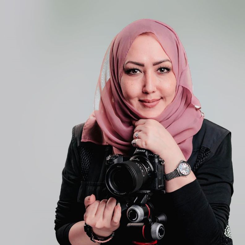 هناء تركستاني الصورة من موقع insearch.pk