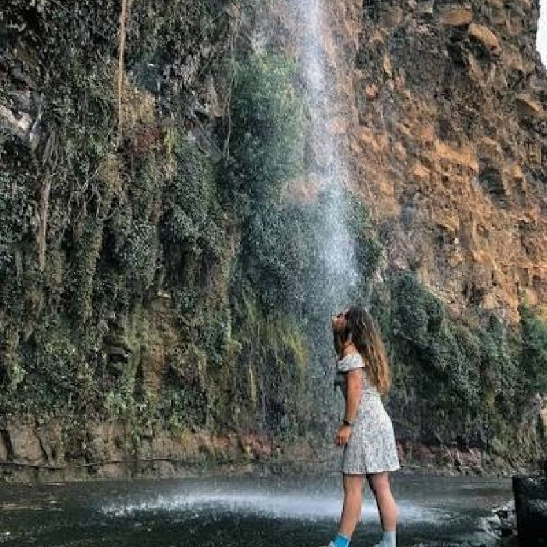 من أكثر المشاهد غرابة في ماديرا شلال أنجوس