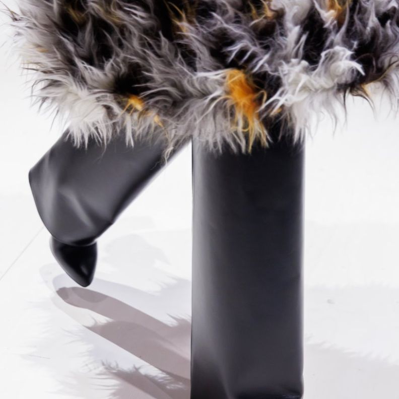 GIVENCHY تطلق جزمة THE SHARK PINCH من إبداع SARAH BURTON
