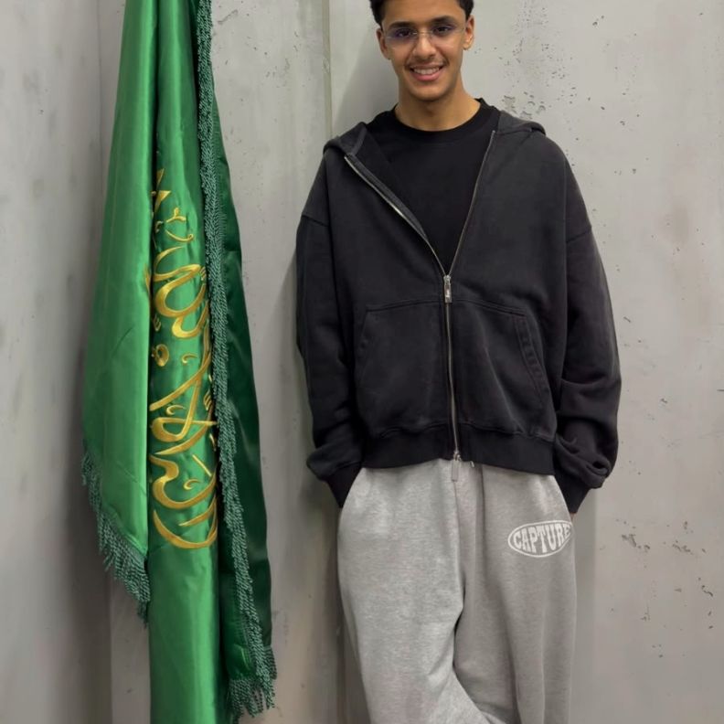 خاص لـ"هي": عبدالله العفيصان مؤسس CAPTURE يكشف رحلة العلامة السعودية من الذكريات إلى الأزياء