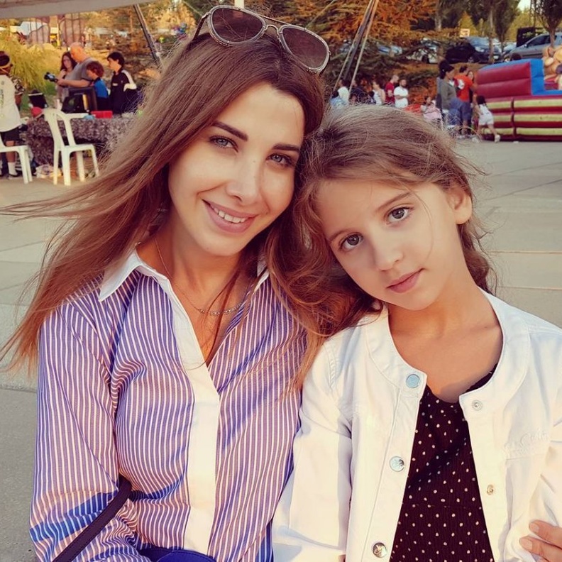 نانسي عجرم وابنتها ميلا