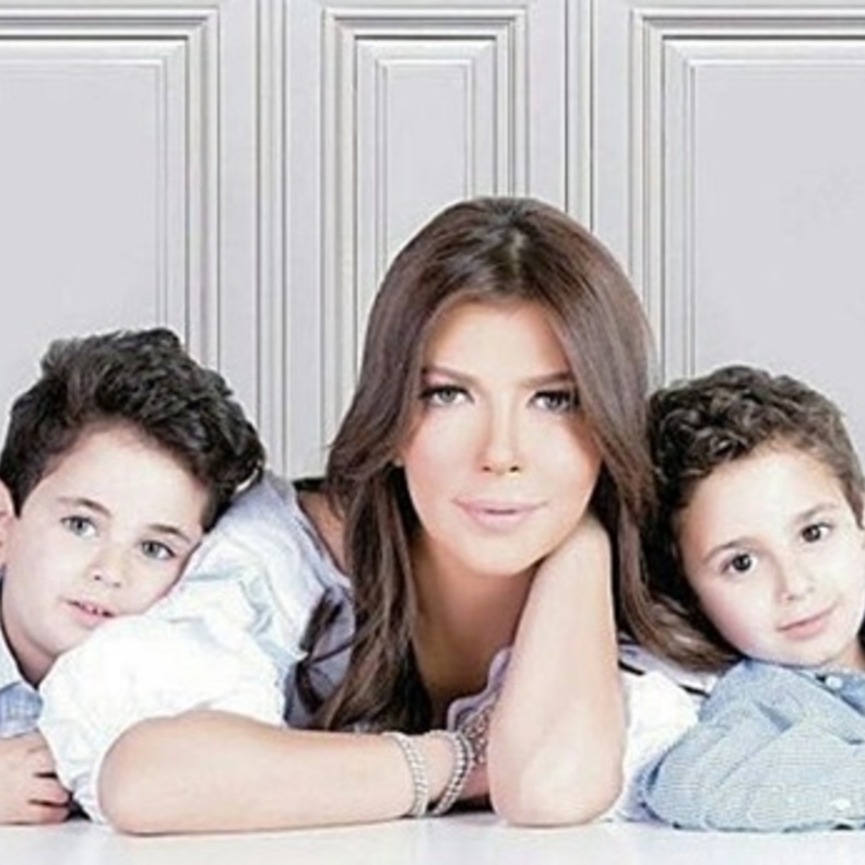 أصالة ونجليها