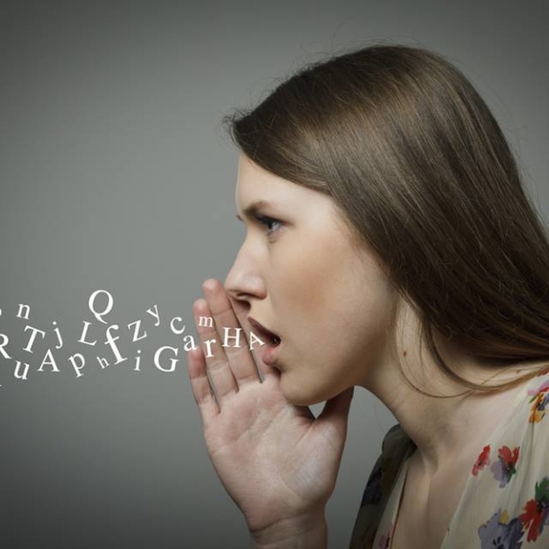 أفعال تفقدك ثقة الآخرين.. فاحذريها