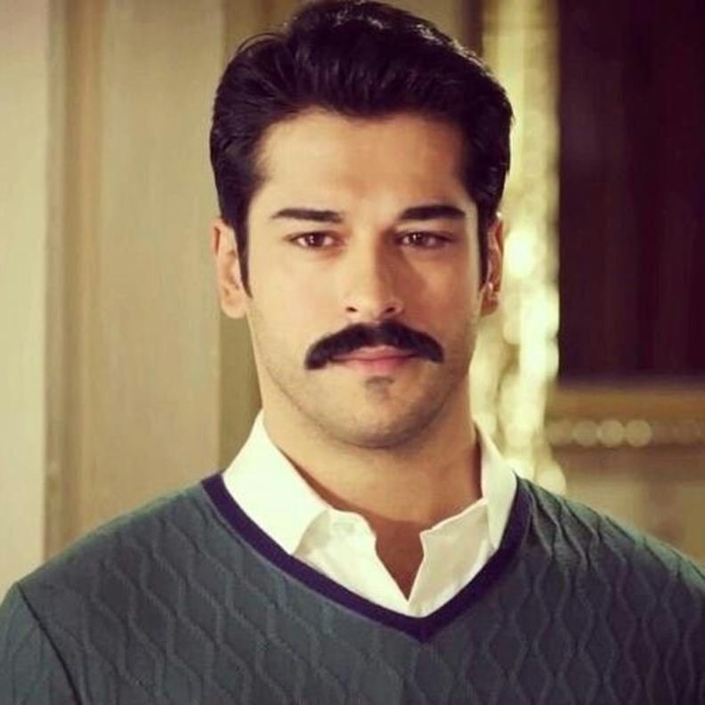 بوراق أوزجفيت