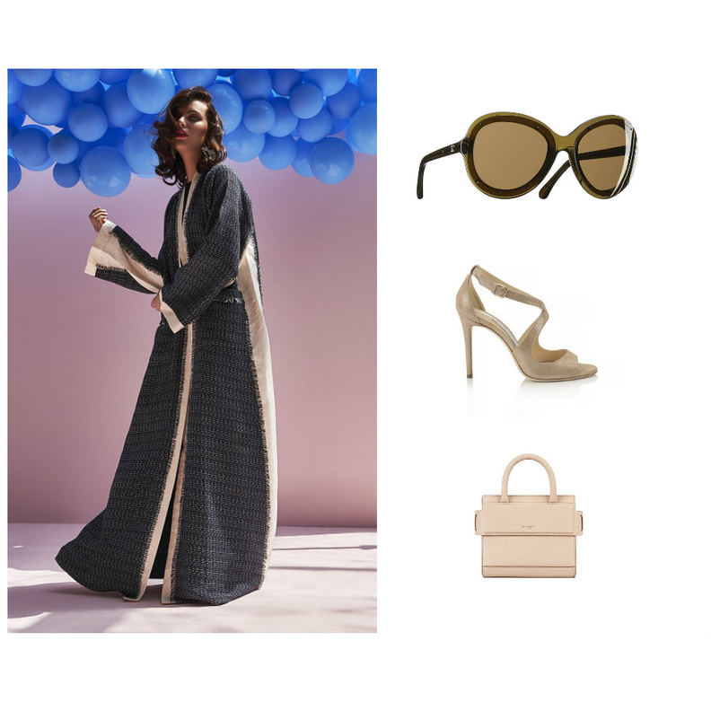 تنسيقة مع عباءة مطبّعة بالأزهار 