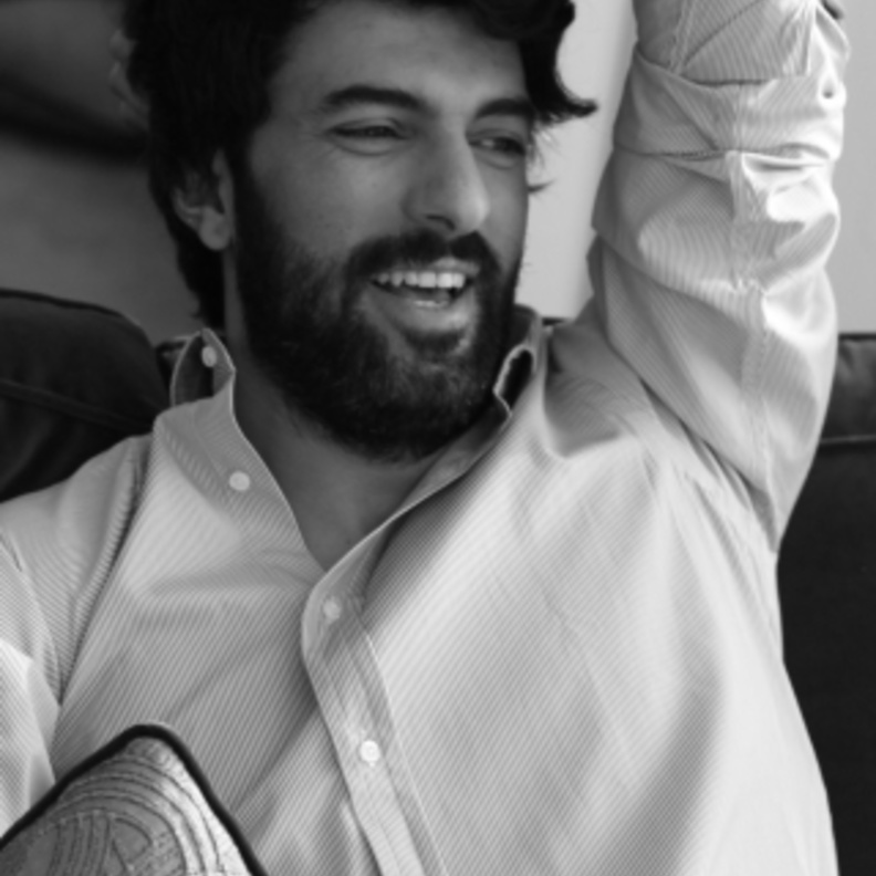 أنجين اكيوريك