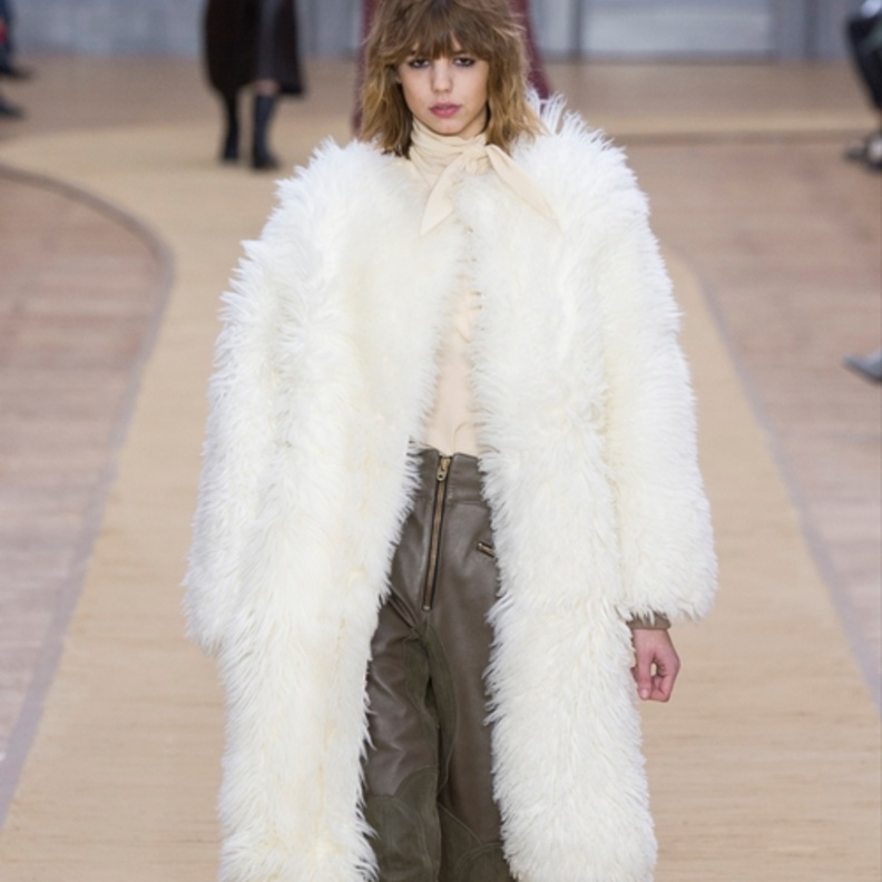 Chloé من عرض أزياء 