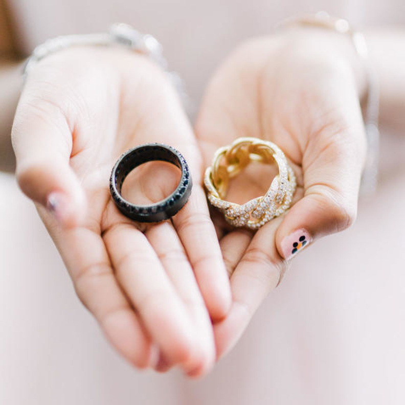 رشاقة اصابع العروس