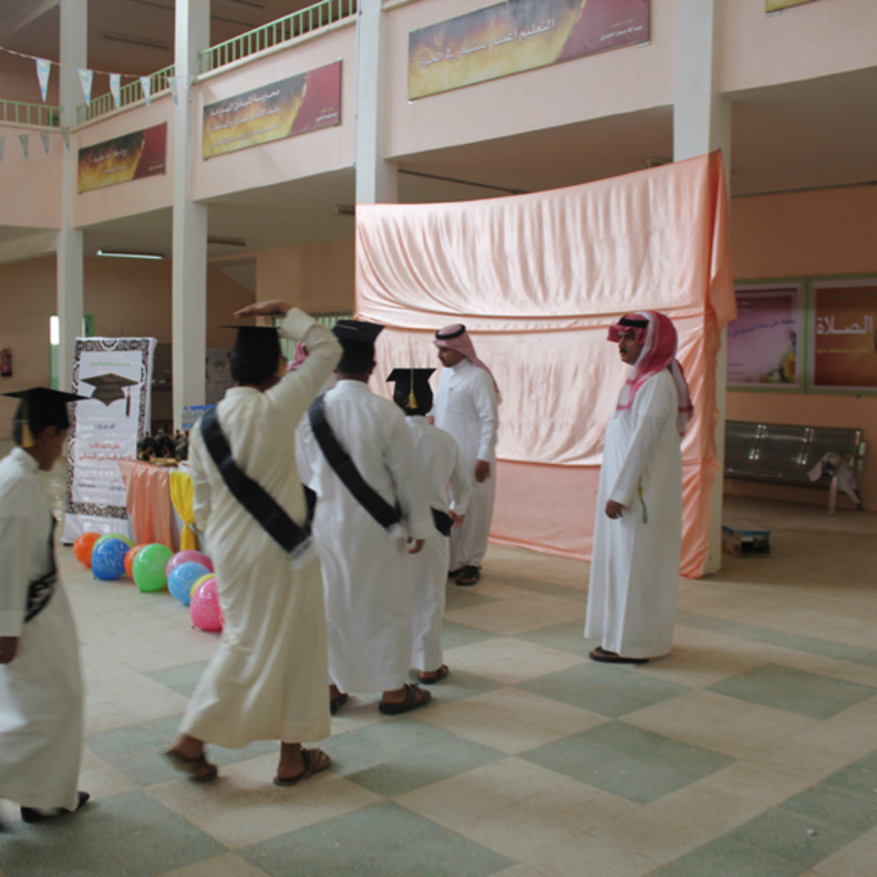 تصرف المعلمون نال إعجاب المغردين على "تويتر"