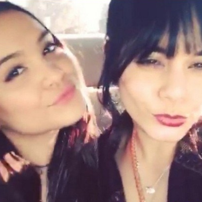 فانيسا هودجون تقضى احتفال Thanksgivingوسط عائلتها