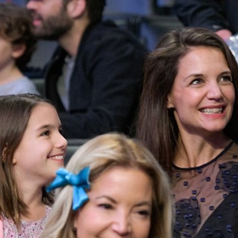 كاتي هولمز وسوري كروز