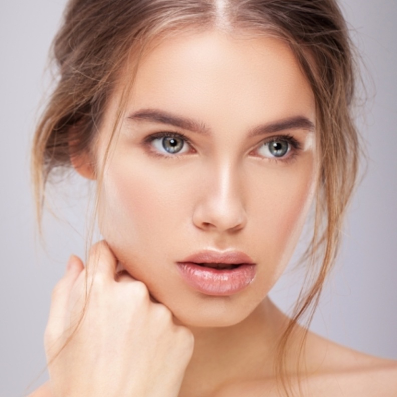 تجميل الوجه بدون مكياج