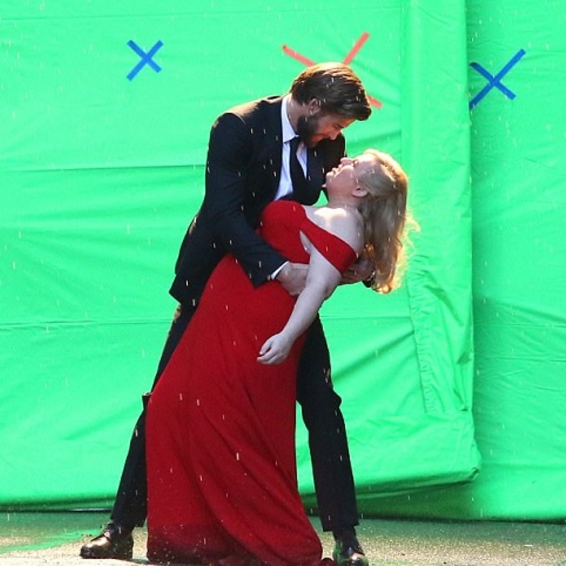 ليام هيمسوورث وريبيل ويلسون