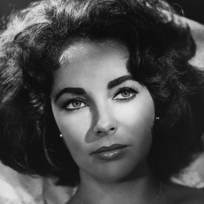 إليزابيث تايلور... أسطورة هوليوود